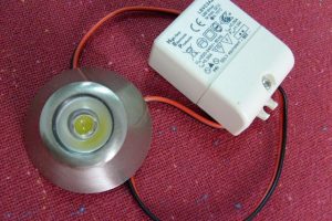 Proj. Fixo Saliente Led 1x1W (TR1046)
