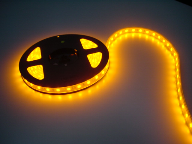 Fita LED Y5050 - 14,4W 60 Led/mt - IP67 (TR1176)